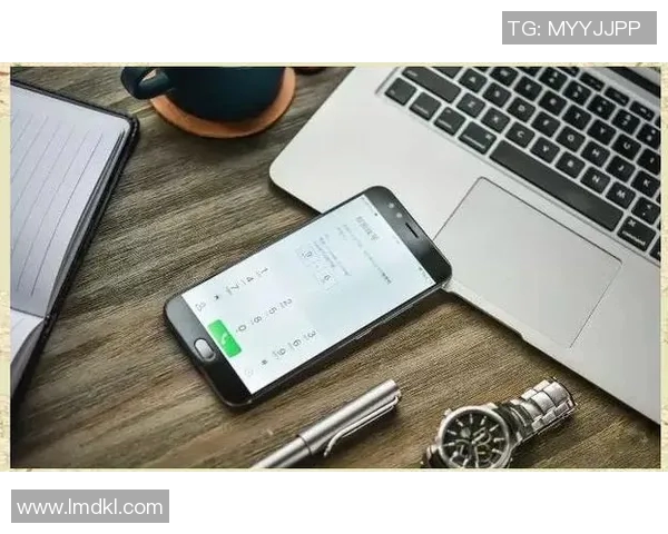 杨伟独家分享篮球心得与技巧助你提升球技的全面指南 杨伟独家分享篮球心得与技巧助你提升球技的全面指南