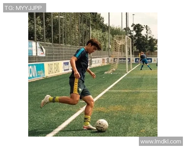 足球明星为何总是帅气男神背后的秘密与魅力分析 足球明星为何总是帅气男神背后的秘密与魅力分析