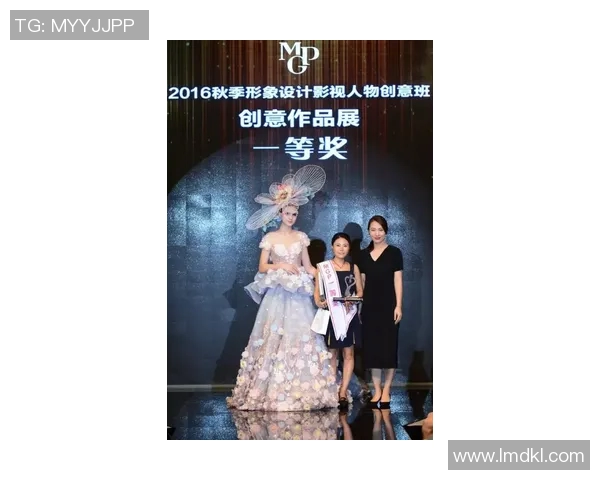 足球明星情侣的浪漫网名创意大全让爱在绿茵场上绽放 足球明星情侣的浪漫网名创意大全让爱在绿茵场上绽放