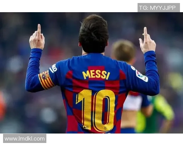 足球明星签名全解析让你领略球场巨星的独特魅力与风采 足球明星签名全解析让你领略球场巨星的独特魅力与风采